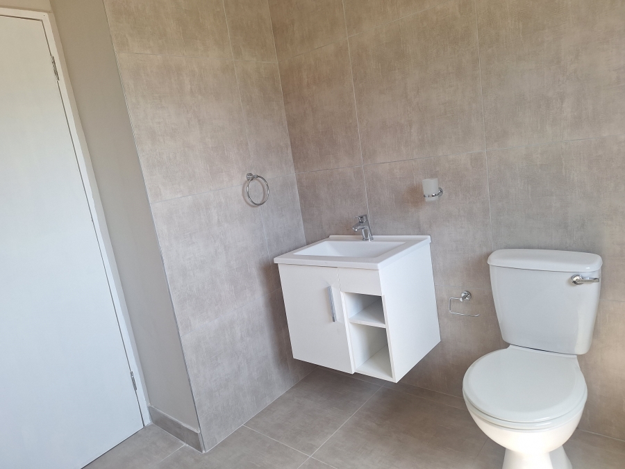 To Let 3 Bedroom Property for Rent in Janssendal Eastern Cape